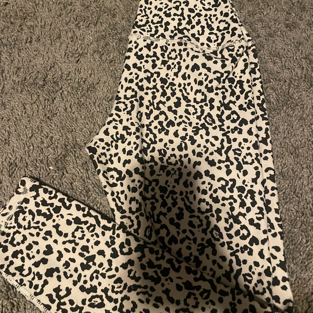 Evolution and Creation Black and White Leopard Print Leggings